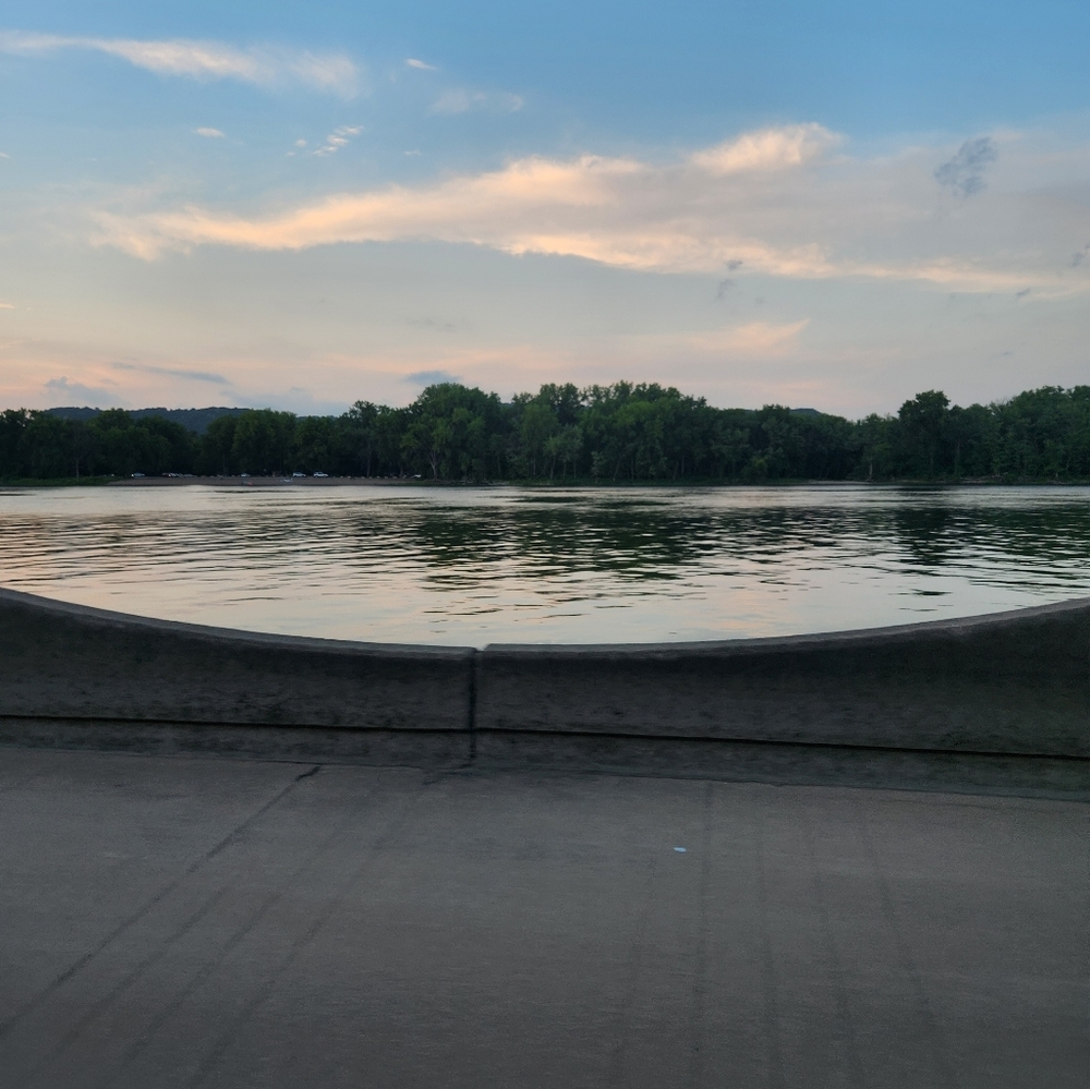 Meet your Posher, Ahniya